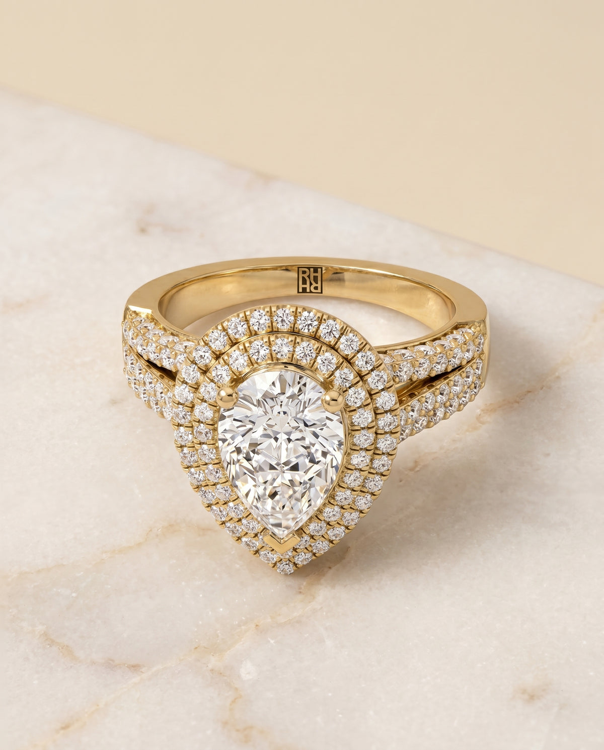 The Mariah pear engagement ring setting in 18K Yellow Gold | RockHer