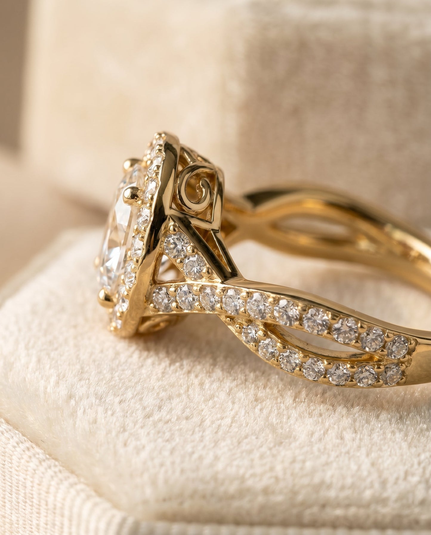 Melody Select Twisted Lattice Halo Oval in 14K Yellow Gold – view 4