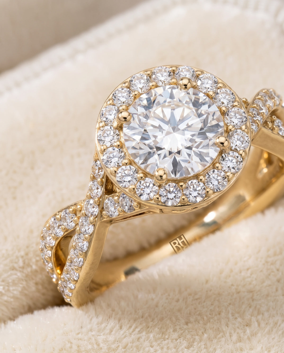The Melody Twisted Lattice Halo Round Engagement Ring Setting in 18K Yellow Gold