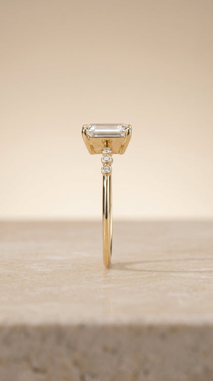 The Peggy Select Solitaire Engagement Ring with Lab Diamond in 18K Yellow Gold - view 5