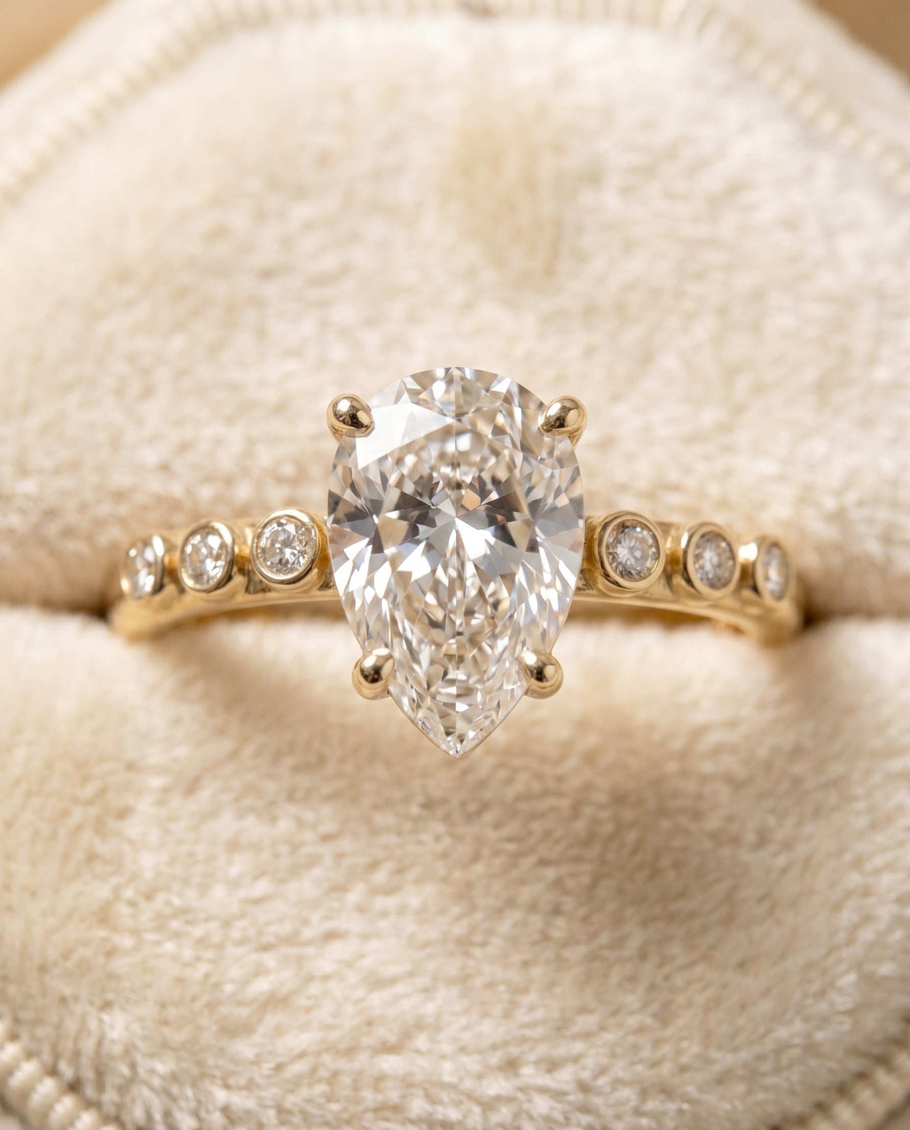 18K Yellow Gold band of The Peggy princess engagement ring setting | RockHer