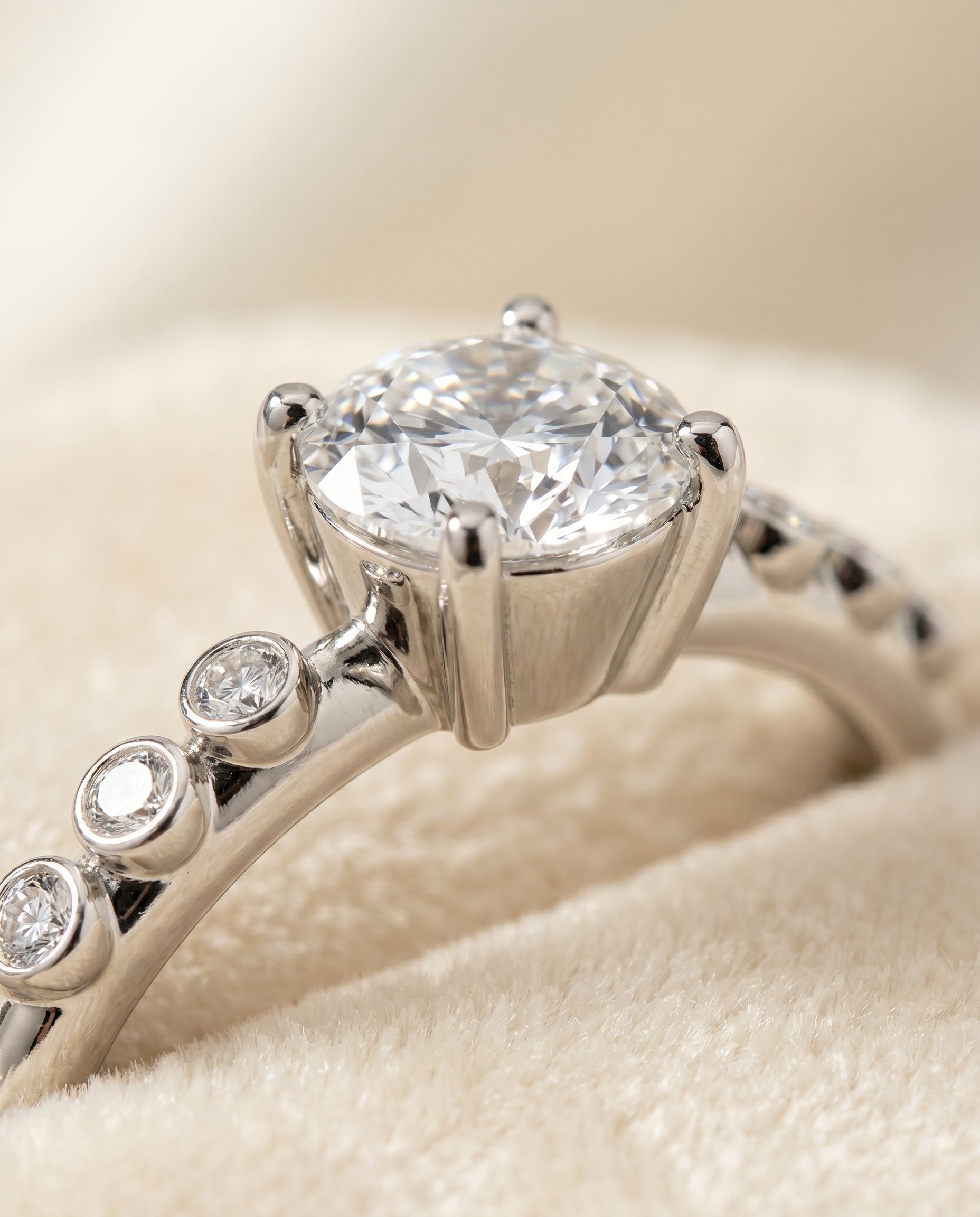 18K White Gold band of The Peggy round engagement ring setting | RockHer