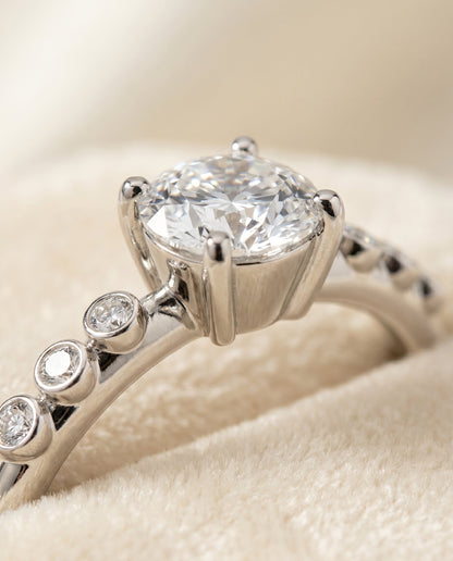 Platinum band of The Peggy emerald engagement ring setting | RockHer