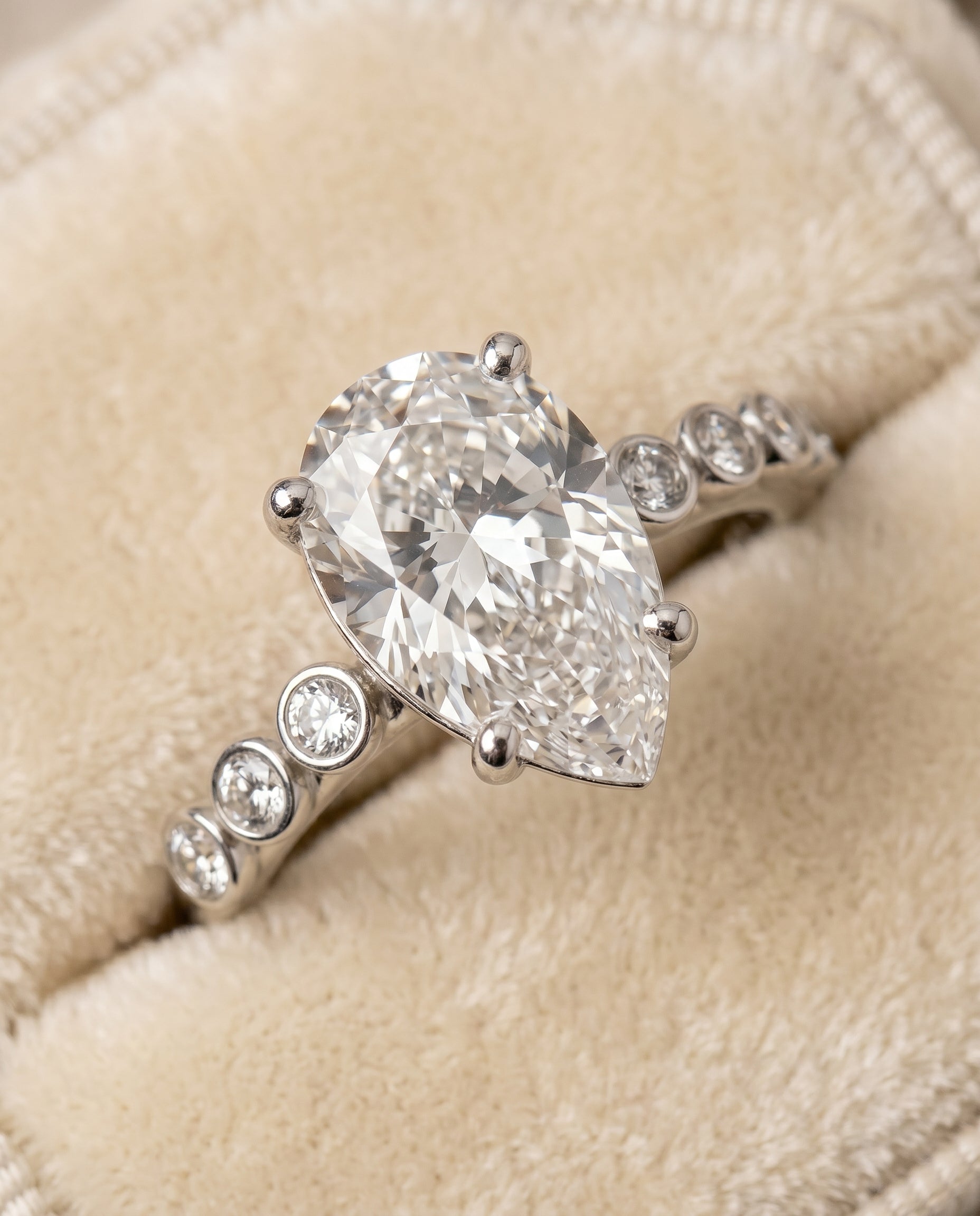 18K White Gold band of The Peggy princess engagement ring setting | RockHer