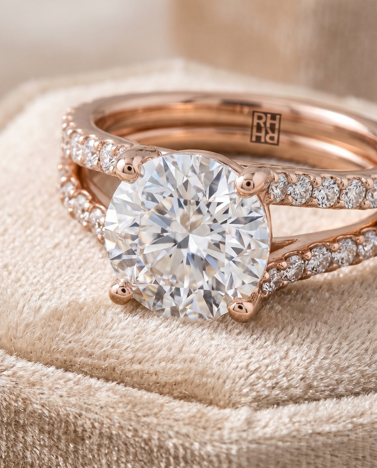 The Presley Split Shank Pavé Round Engagement Ring Setting in 14K Rose Gold