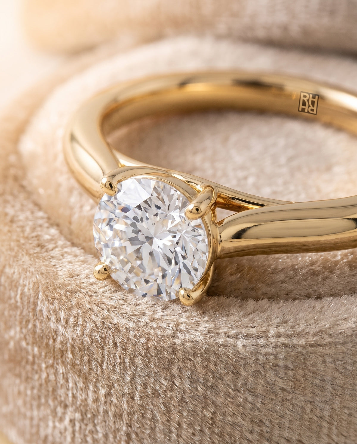 The Quinn Classic Comfort Fit Rounded Solitaire Round Engagement Ring Setting in 18K Yellow Gold