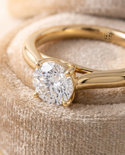 The Quinn Classic Comfort Fit Rounded Solitaire Round Engagement Ring Setting in 18K Yellow Gold
