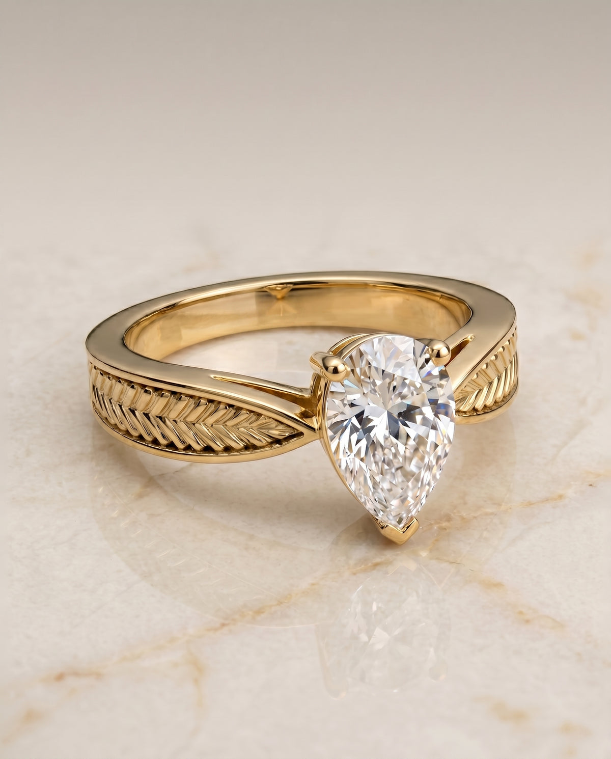 The Roberta pear engagement ring setting in 18K Yellow Gold | RockHer