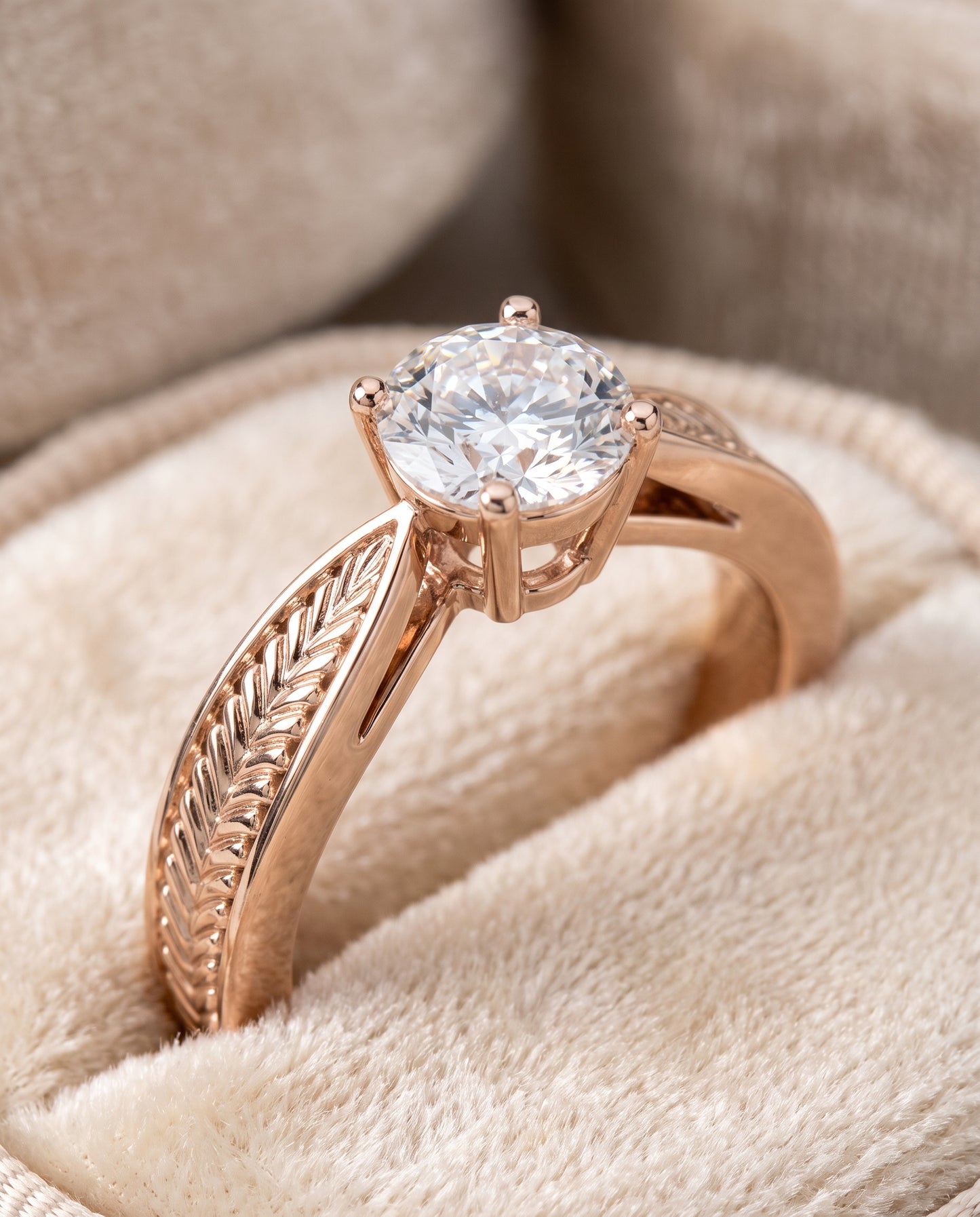 The Roberta Vintage Leaf Pattern Solitaire Round Engagement Ring Setting in 14K Rose Gold