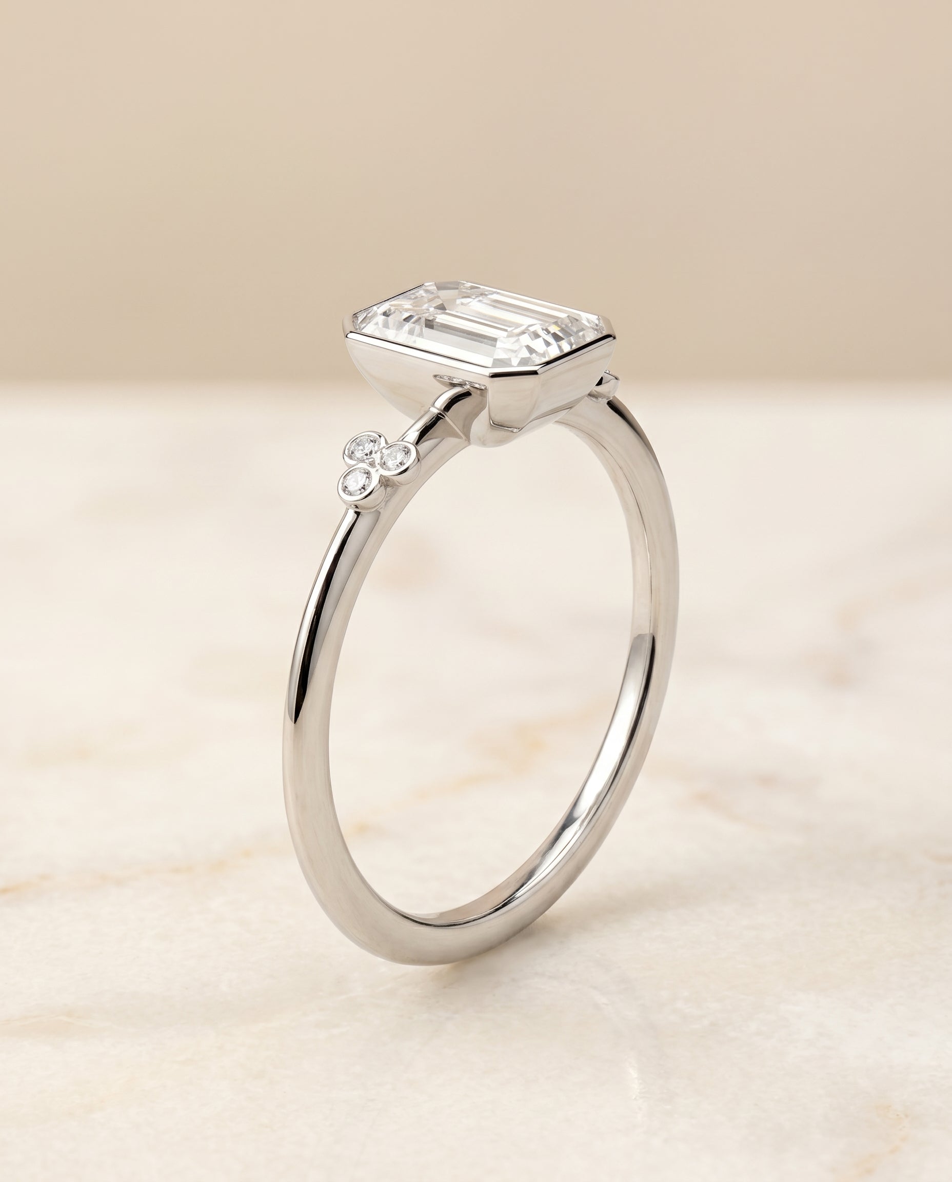 The Selena setting for emerald diamonds, made to order in Platinum | RockHer
