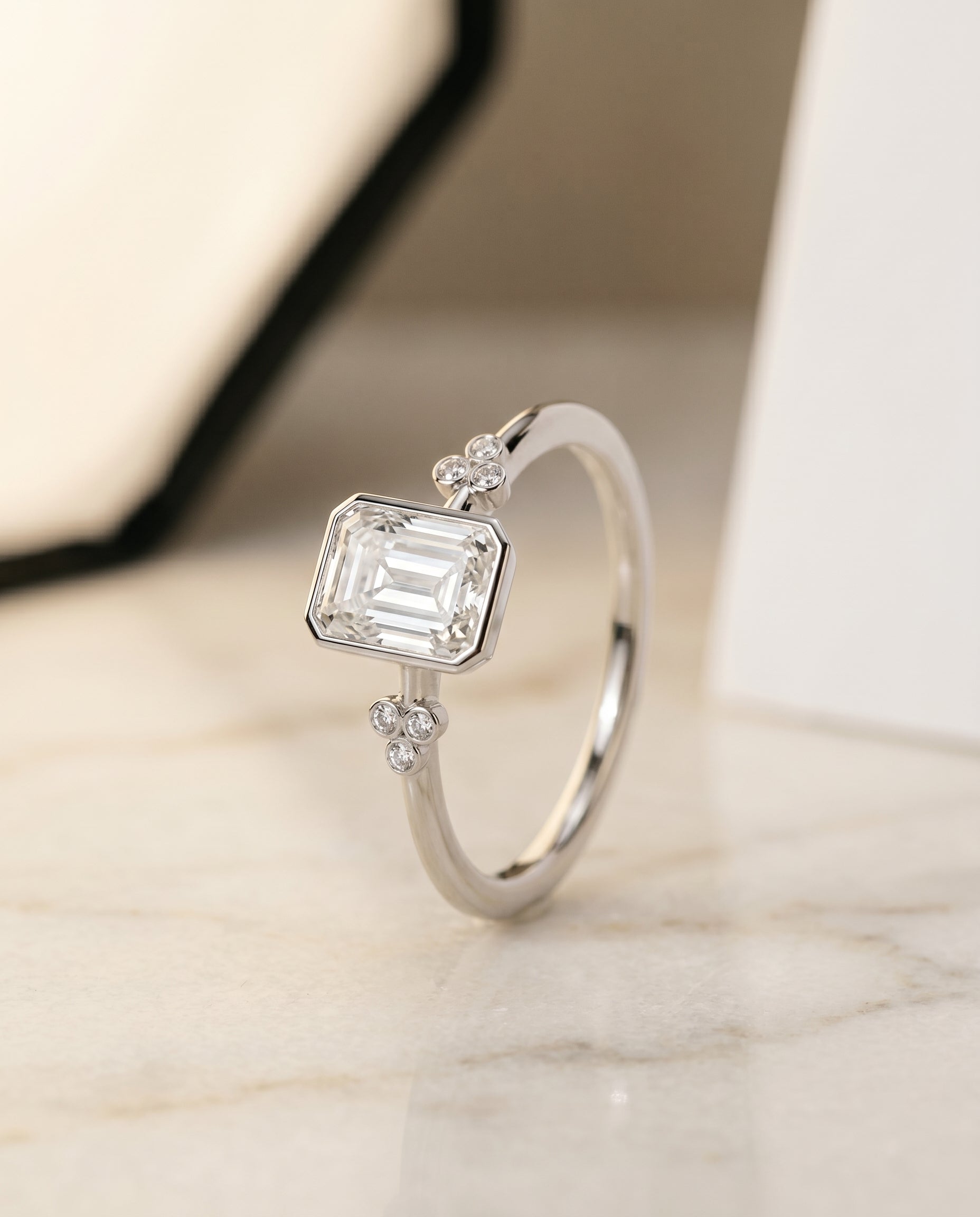 The Selena setting for radiant diamonds, made to order in Platinum | RockHer