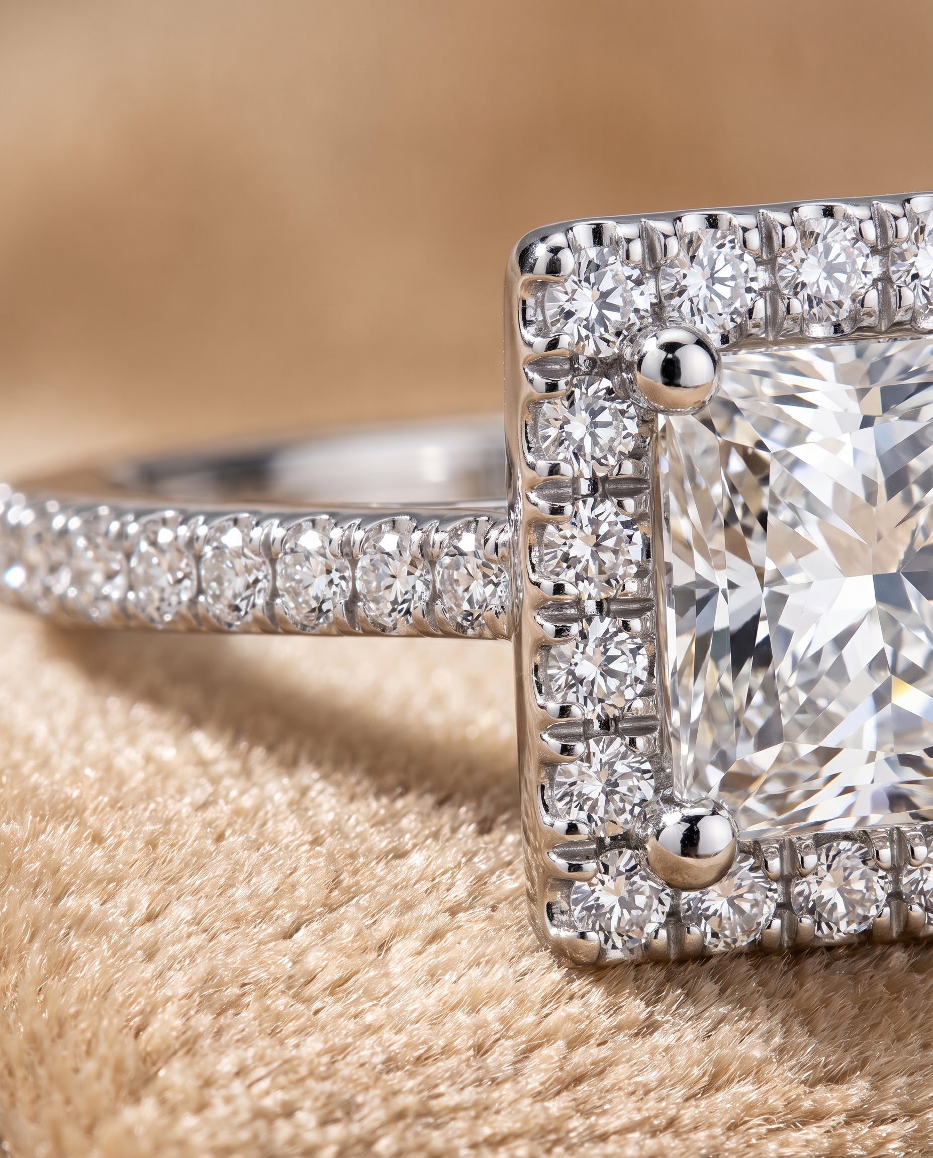 Platinum band of The Sonata princess engagement ring setting | RockHer