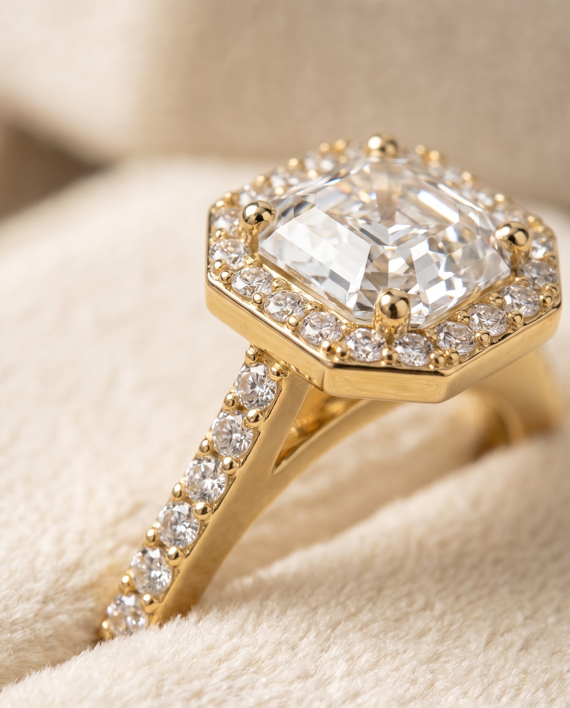 18K Yellow Gold band of The Taylor asscher engagement ring setting | RockHer