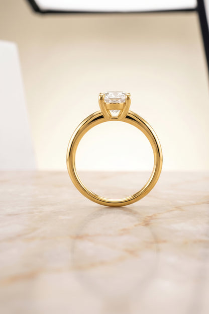 The Tori setting for oval diamonds, made to order in 18K Yellow Gold | RockHer
