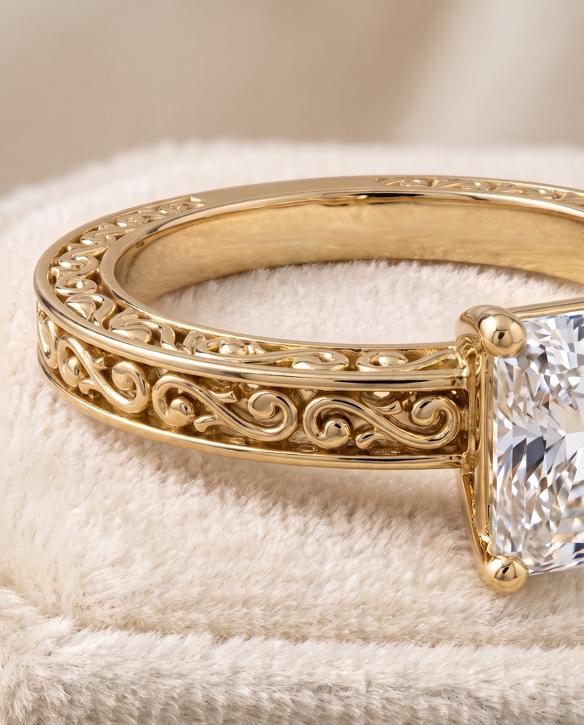 18K Yellow Gold band of The Veronica radiant engagement ring setting | RockHer
