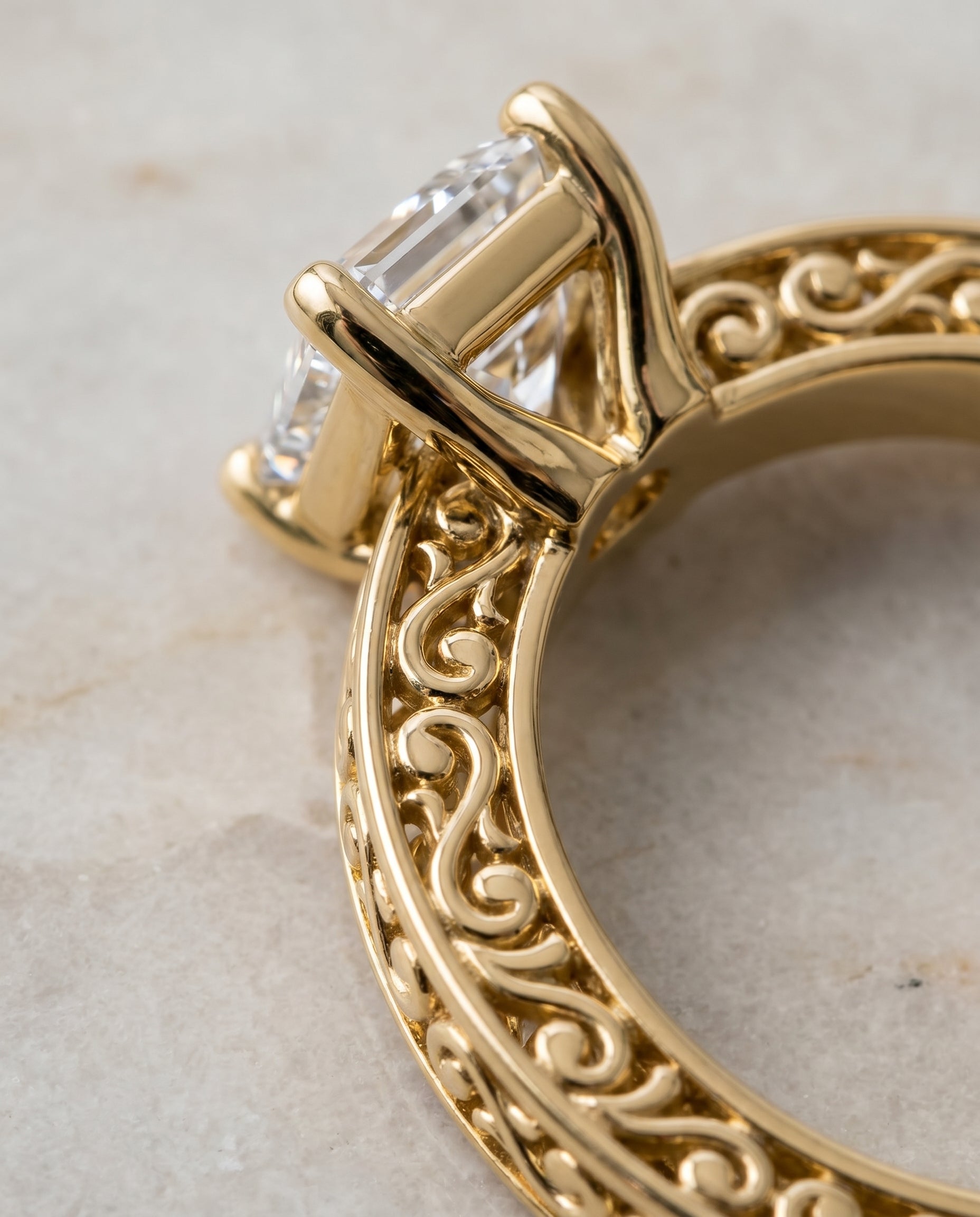 18K Yellow Gold band of The Veronica emerald engagement ring setting | RockHer