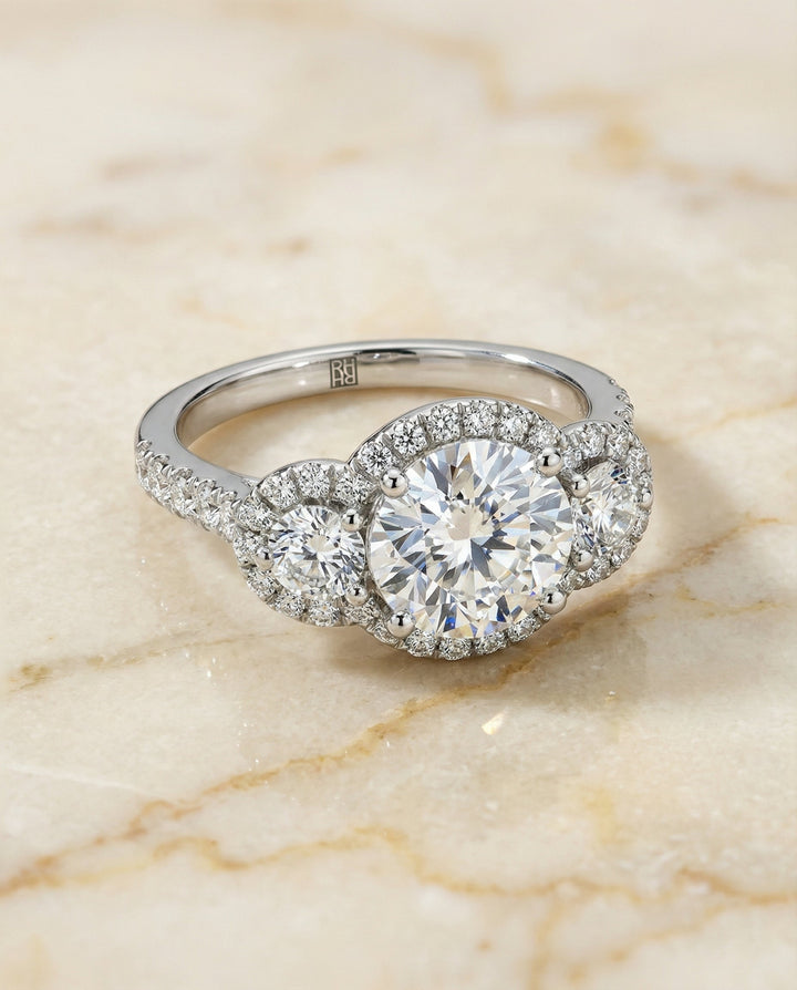 Andrea Select Round Platinum