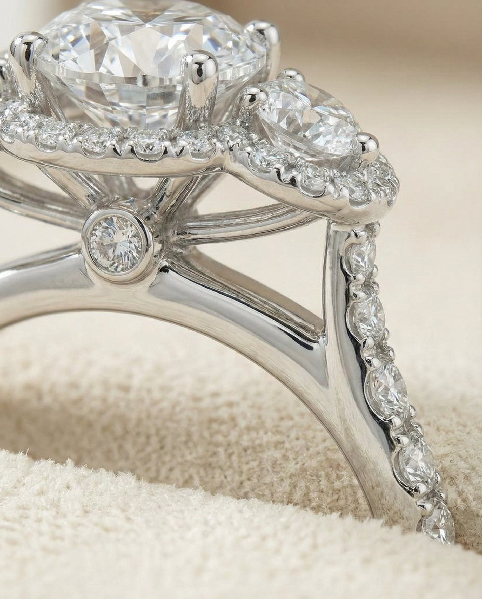 Platinum band of The Andrea round engagement ring setting | RockHer