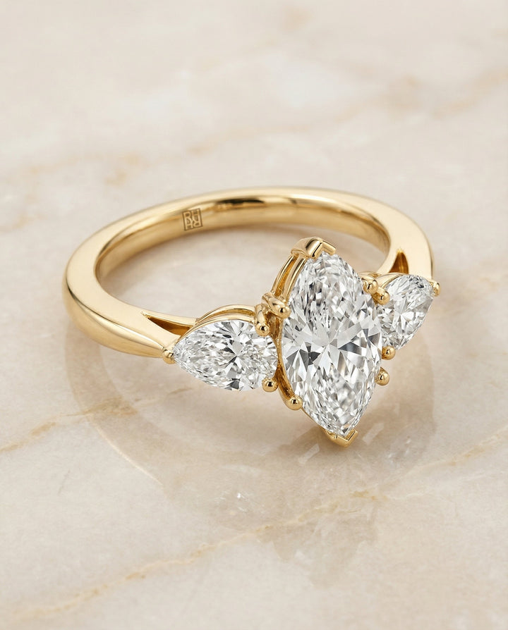 Anita Select Round engagement ring in 14K Yellow Gold