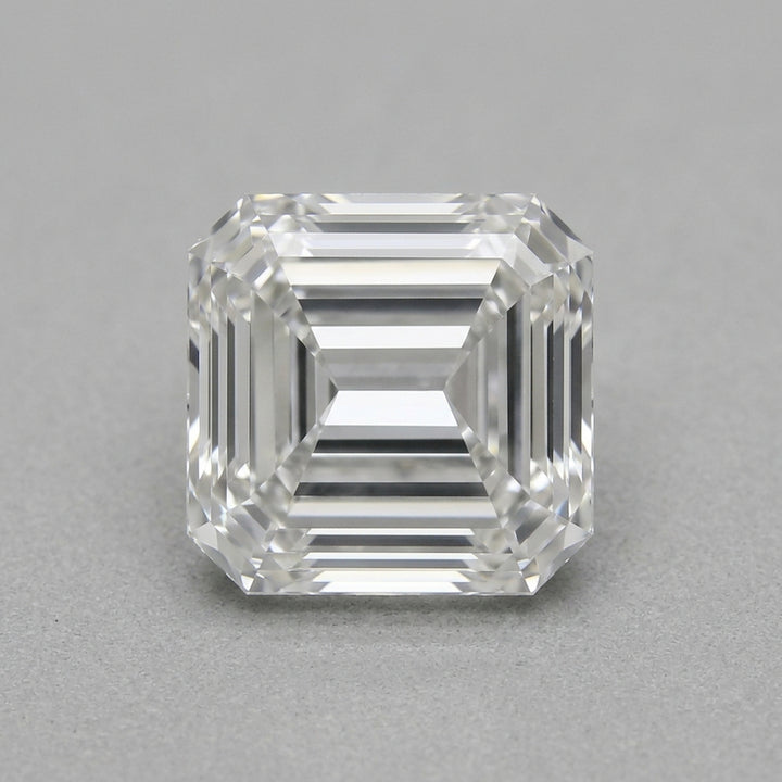 2-1/2 Carat Emerald Lab Grown Diamond — top-down face-up view