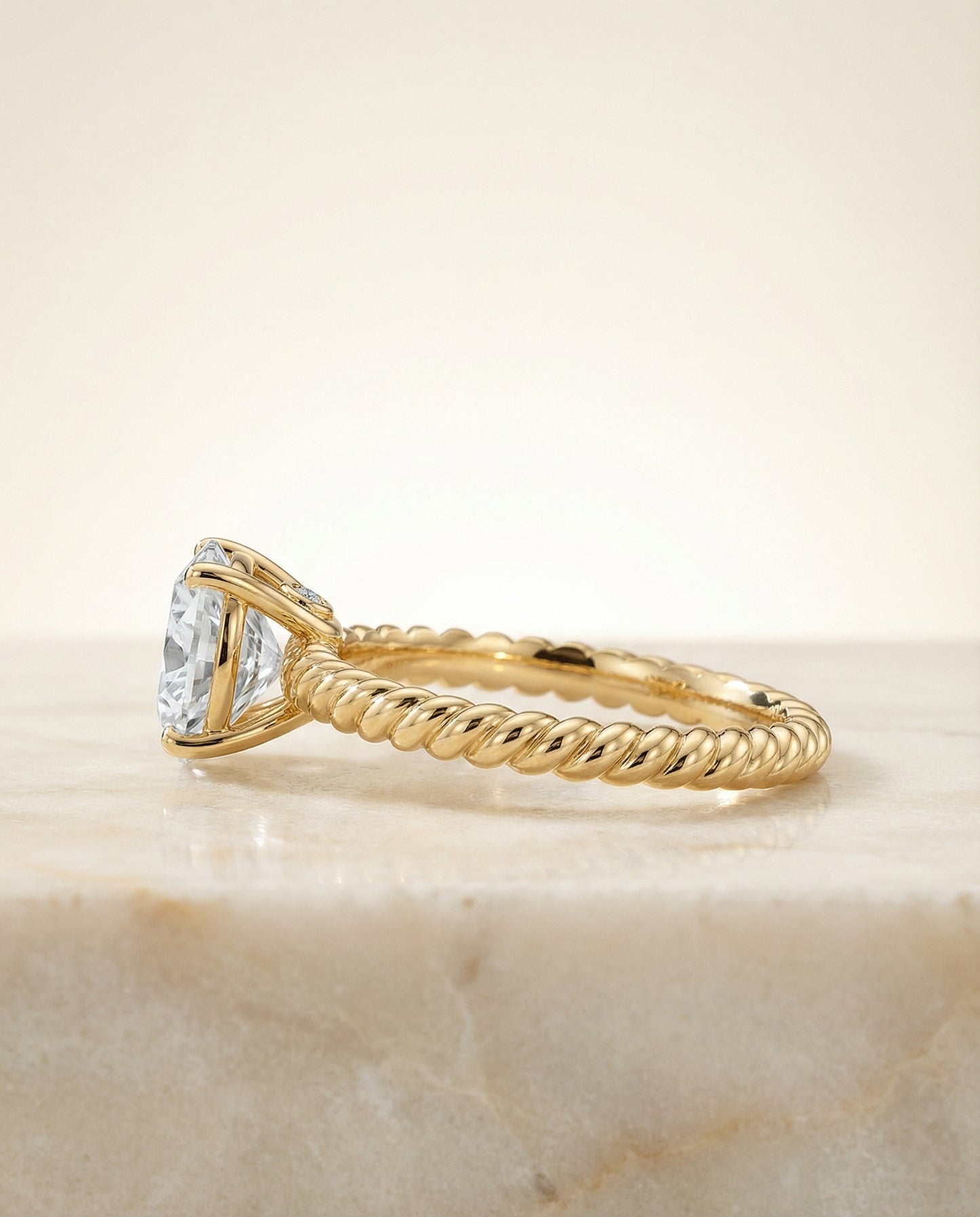 Round Brilliant, Twisted Rope Surprise Stone Solitaire, in 18K Yellow Gold – side profile | RockHer