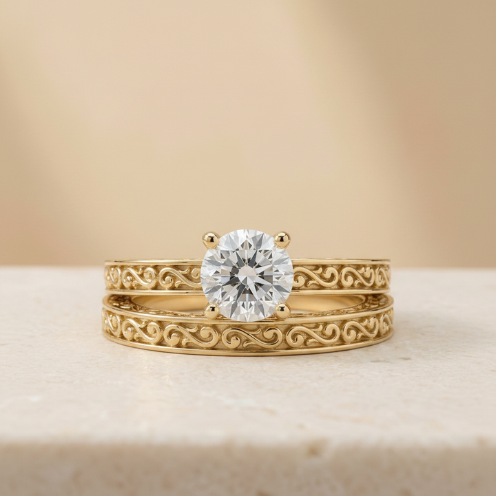 The Veronica Matching Wedding Band, Cushion in 18K Yellow Gold | RockHer