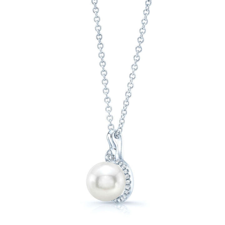 Fresh Water Pearl And Diamond Halo Pendnat In 14k White Gold