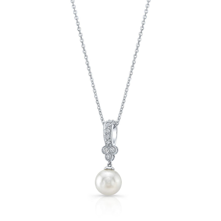 White Pearl And Diamond Drop Pendant With Clover And Pave Millgrained Bail In 14k White Gold (9.0-9.5mm) (si)