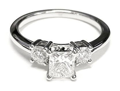 14K Yellow Gold Princess Cut Diamond Perfectly Matched Round Three Stone Diamond Engagement Ring -1/4ctw