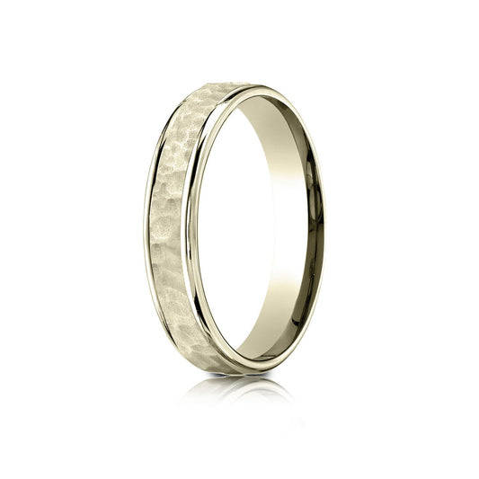 18k Yellow Gold Comfort Fit 4mm High Polish Edge Hammered Center Design Band