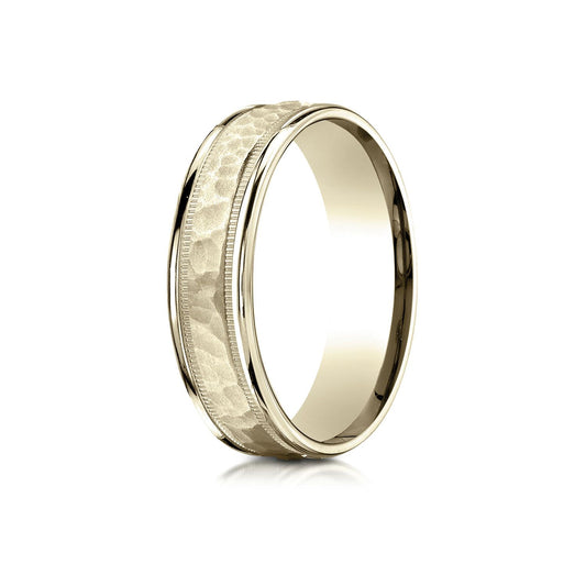 18 Karat Yellow Gold 6mm Comfort-fit Hammered Center High Polish Round Edge Carved Design Band