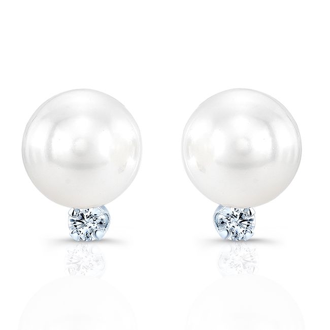 Cultured Pearl Pear Shape Stud Earrings in 14K White Gold – side profile | RockHer