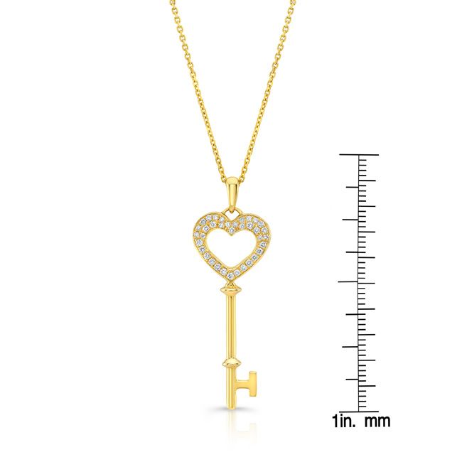 Diamond Heart Key Pendant In 14k Yellow Gold (1/6 Ct.tw)