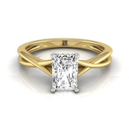 Twisted Shank Hidden Halo Solitaire Radiant, in 18K Yellow Gold – front view | RockHer