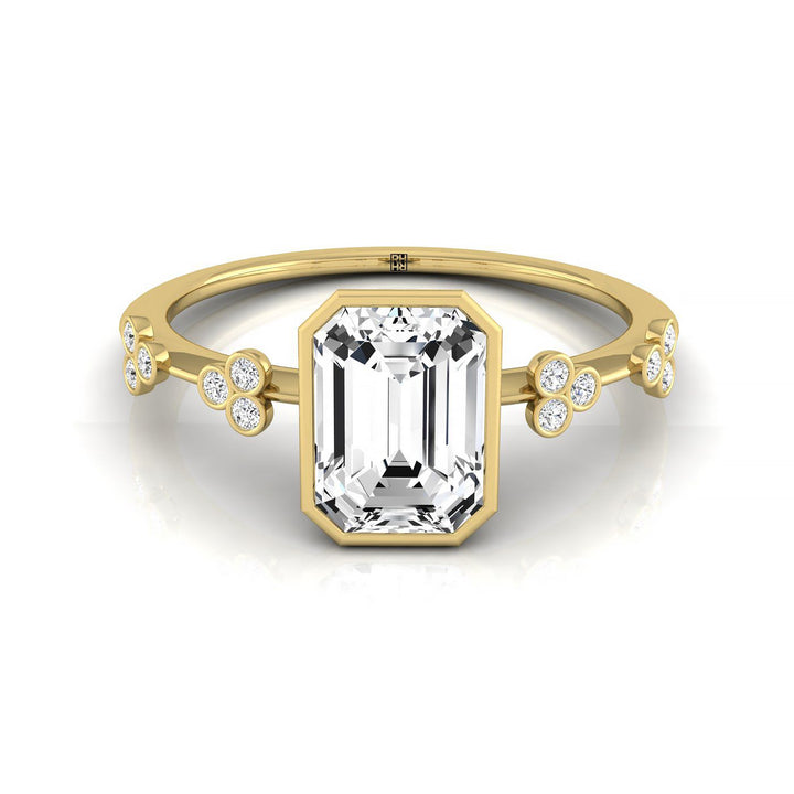 Emerald Cut, Clover Bezel Accent Solitaire Emerald, in 18K Yellow Gold – front view | RockHer