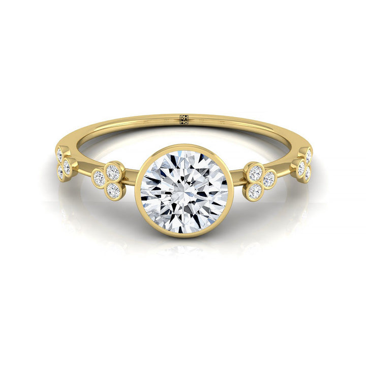 Round Brilliant, Clover Bezel Accent Solitaire Round, in 18K Yellow Gold – front view | RockHer