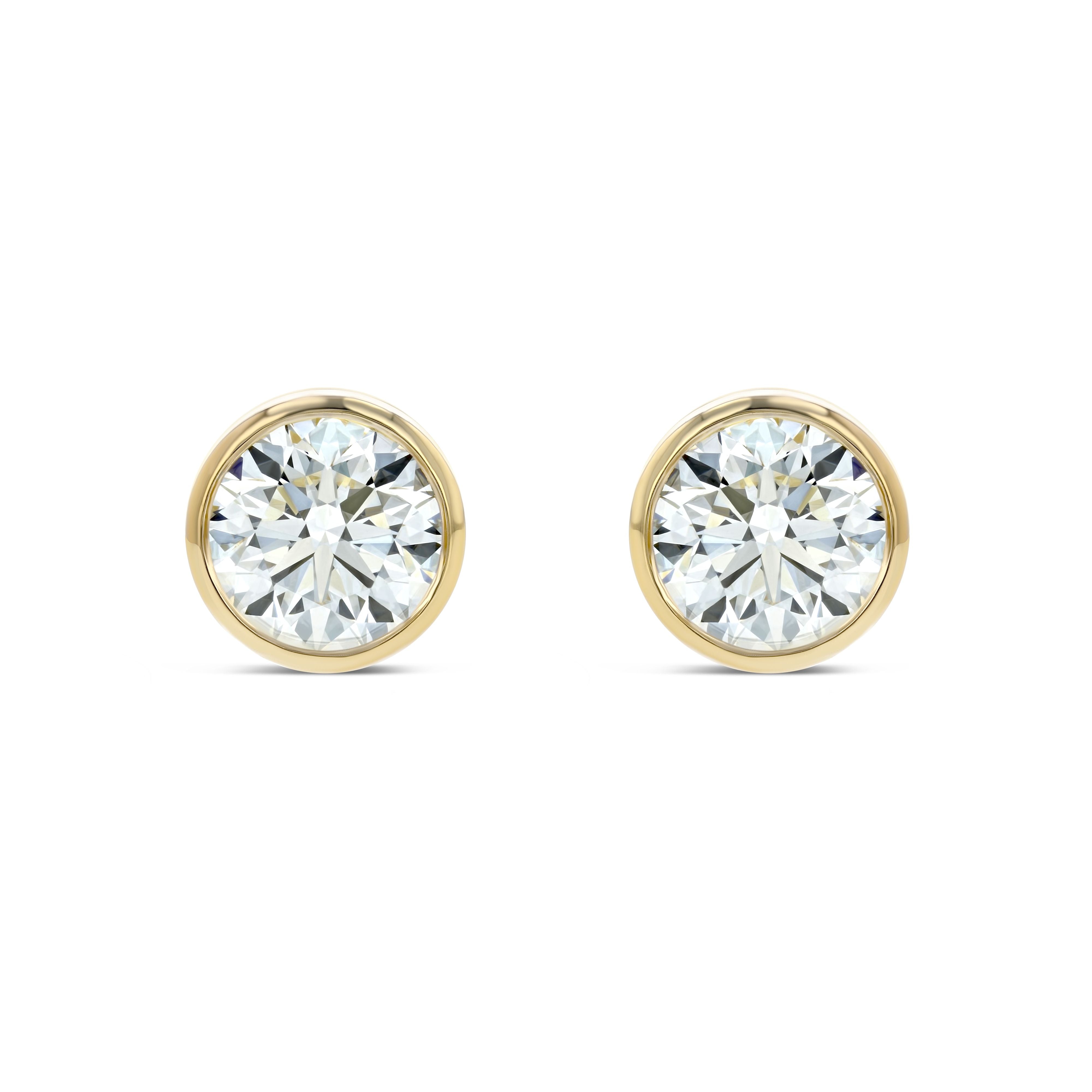 じゅえる 18k Yellow Gold Bezel Set Round Brilliant Diamond Stud