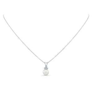 Cultured Pearl Pear Shape Pendant in 14K White Gold – detail view | RockHer