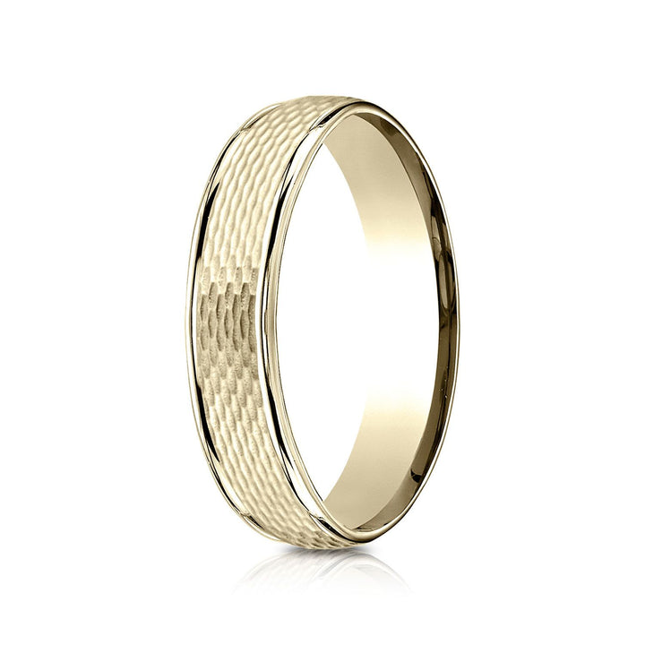 4.5mm Round Edge Mesh Center Carved Wedding Band, in 18K Yellow Gold | RockHer