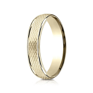 4.5mm Round Edge Mesh Center Carved Wedding Band, in 14K Yellow Gold | RockHer